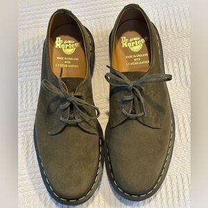 Dr. Martens ForestGreen suede shoes Men’s UK8, US9. Made in England with box!